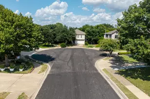 1225 Minerva St, Austin, TX 78753 - Photo 32