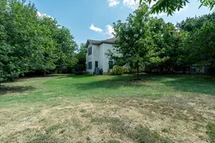 1225 Minerva St, Austin, TX 78753 - Photo 32
