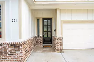 201 W Ellaine Ave, Pasadena, TX 77506 - Photo 2