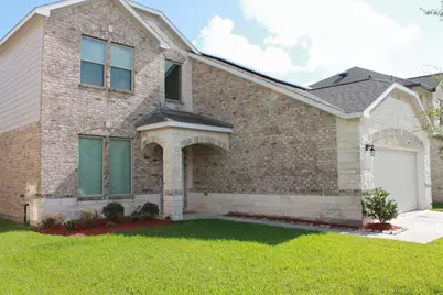 302 Lake Line Drive, Alvin, TX 77511 - Photo 2