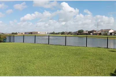 302 Lake Line Drive, Alvin, TX 77511 - Photo 22
