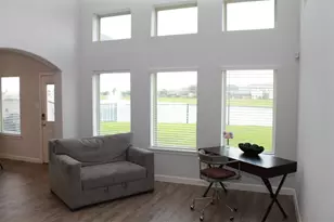 302 Lake Line Dr, Alvin, TX 77511 - Photo 6