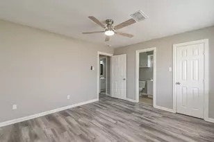 7135 Kings Dr, Baytown, TX 77521 - Photo 14