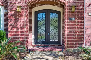 12814 Josey Creek Ct, Cypress, TX 77433 - Photo 2