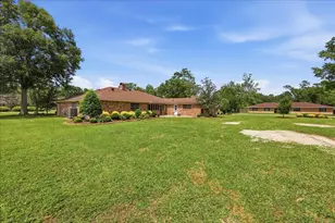 2201 Tall Oaks Dr, Orange, TX 77632 - Photo 32
