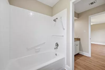 2201 Tall Oaks Drive, Orange, TX 77632 - Photo 18