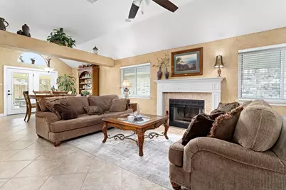 1055 Green Meadow, Beaumont, TX 77706 - Photo 8
