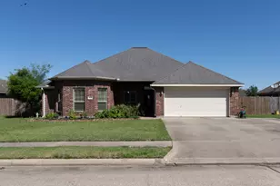 3217 El Camino St, Bay City, TX 77414 - Photo 2
