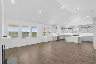 12114 Old Fashion Cir, Mont Belvieu, TX 77535 - Photo 10