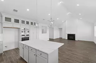 12114 Old Fashion Cir, Mont Belvieu, TX 77535 - Photo 16