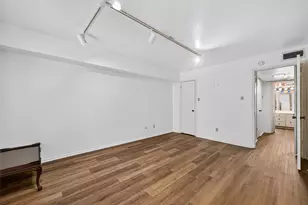 359 N Post Oak Ln, Houston, TX 77024 - Photo 26