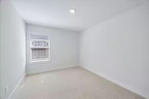 9830 N Goshawk Trl, Conroe, TX 77385 - Photo 30