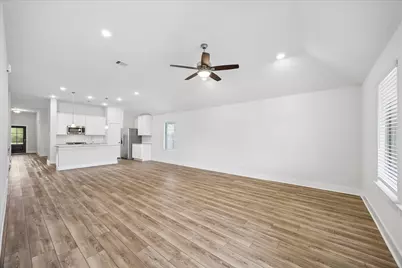 9830 N Goshawk Trail, Conroe, TX 77385 - Photo 12