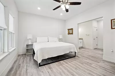 4307 Beggs Street, Houston, TX 77009 - Photo 10