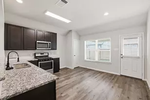 25387 Grotto Falls Ln, Porter, TX 77365 - Photo 6