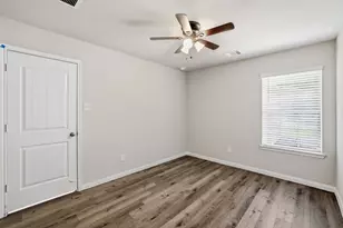 25387 Grotto Falls Ln, Porter, TX 77365 - Photo 12