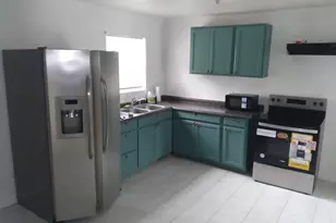 5237 Carmen St, Houston, TX 77033 - Photo 6
