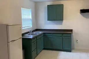 5237 Carmen St, Houston, TX 77033 - Photo 8