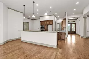 6411 South Saddle Creek Lane, Fulshear, TX 77441 - Photo 12