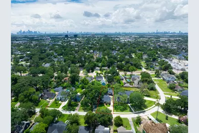 1583 Sue Barnett Drive, Houston, TX 77018 - Photo 36