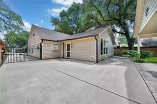 1583 Sue Barnett Dr, Houston, TX 77018 - Photo 30