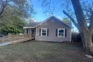 620 Koehl St, Wharton, TX 77488 - Photo 4