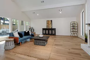 16 Crinkleroot Ct, The Woodlands, TX 77380 - Photo 8