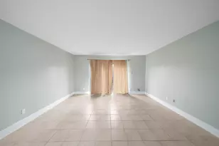 11550 Chimney Rock Rd, Houston, TX 77035 - Photo 12
