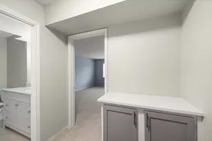 11550 Chimney Rock Rd, Houston, TX 77035 - Photo 16