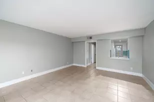 11550 Chimney Rock Rd, Houston, TX 77035 - Photo 14