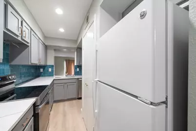 11550 Chimney Rock Road #521, Houston, TX 77035 - Photo 10
