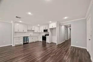 7412 S Hall St, Houston, TX 77028 - Photo 10