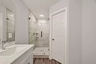 7412 S Hall St, Houston, TX 77028 - Photo 32