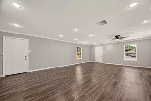 7412 S Hall St, Houston, TX 77028 - Photo 12