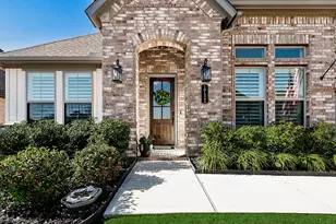 10135 Lehman Dr, Willis, TX 77318 - Photo 2