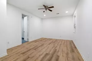 1616 Kipling St, Houston, TX 77006 - Photo 4