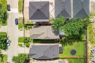 7608 Janak Dr, Houston, TX 77055 - Photo 32