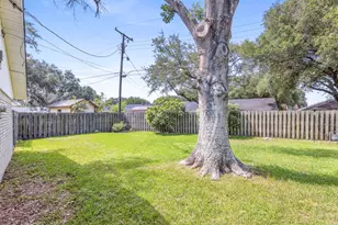 3010 Lamar Cir, El Campo, TX 77437 - Photo 30