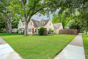 4202 Ruskin St, West University Place, TX 77005 - Photo 2