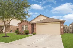 5 Rodeo Bend Dr, Manvel, TX 77578 - Photo 2