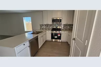 722 Falling Cave Drive, Willis, TX 77378 - Photo 10