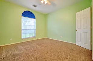 9218 Anna St, Needville, TX 77461 - Photo 36
