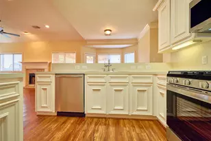 9218 Anna St, Needville, TX 77461 - Photo 18