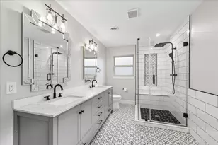 315 Fawnlake Dr, Houston, TX 77079 - Photo 22