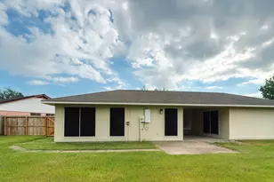 2706 Mayflower Landing Ct, Webster, TX 77598 - Photo 18