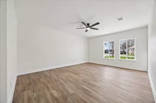 1337 S Circle St, Sealy, TX 77474 - Photo 20