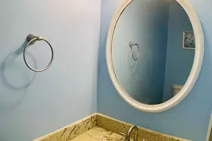 13140 Trail Hollow Dr, Houston, TX 77079 - Photo 10