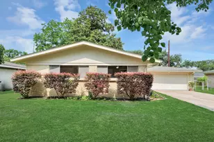 1923 Springrock Ln, Houston, TX 77080 - Photo 2