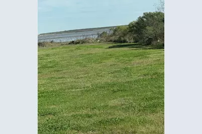 1069 Joy, Gilchrist, TX 77617 - Photo 8