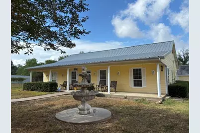 301 Beech Street, Calvert, TX 77837 - Photo 2